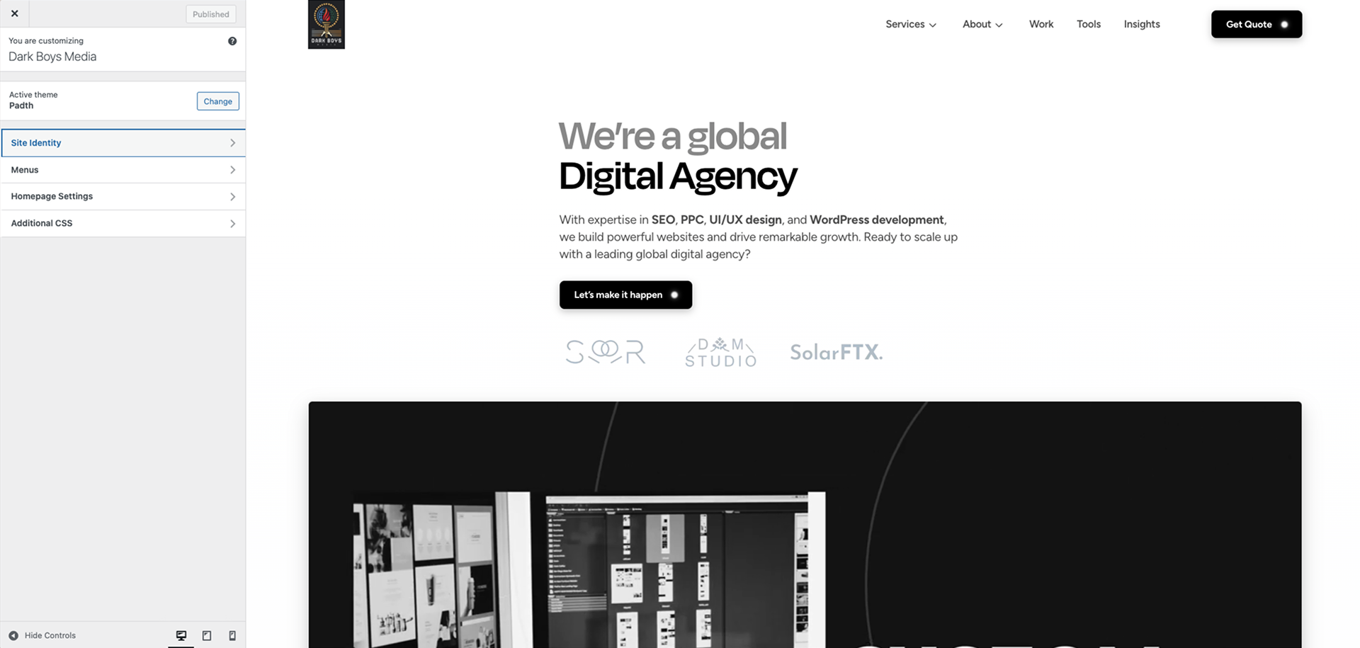 WordPress Customizer interface split screen