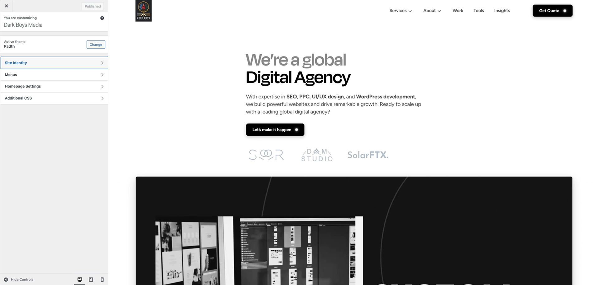 WordPress Customizer interface split screen